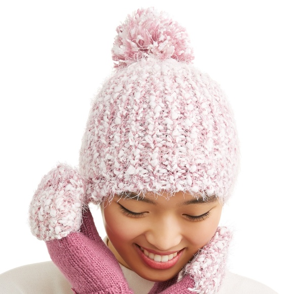 Time and Tru Accessories - Women's Cozy Marled Beanie with Pom Pom Time and Tru Accessories - Women's Cozy Marled Beanie with Pom Pom